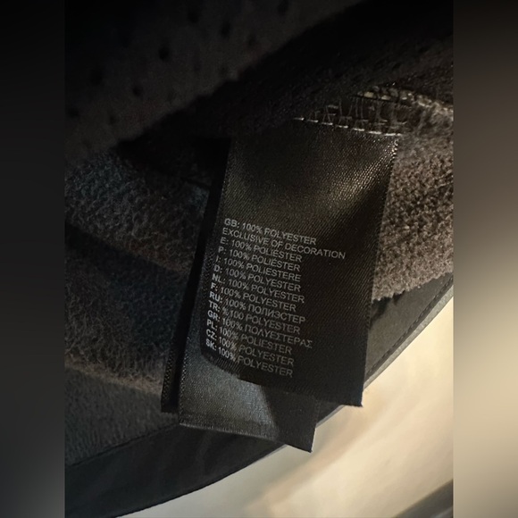 The North Face Women’s Apex Risor Gray Jacket Full Zipper - Picture 6 of 6